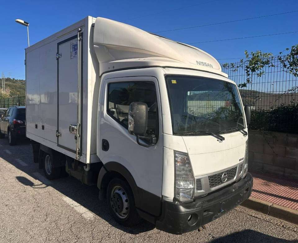 Nissan NT400 Cabstar frigorífico de 2017